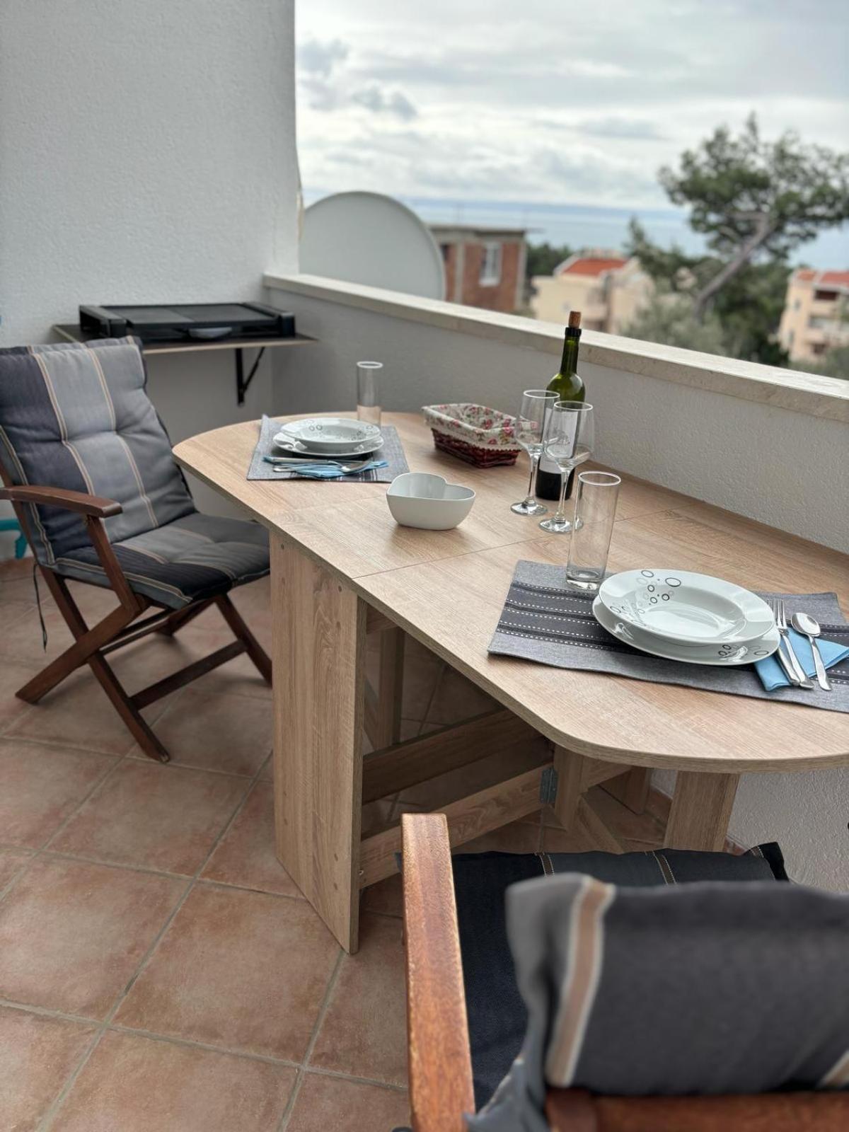 Apartment Eny Baška Voda المظهر الخارجي الصورة