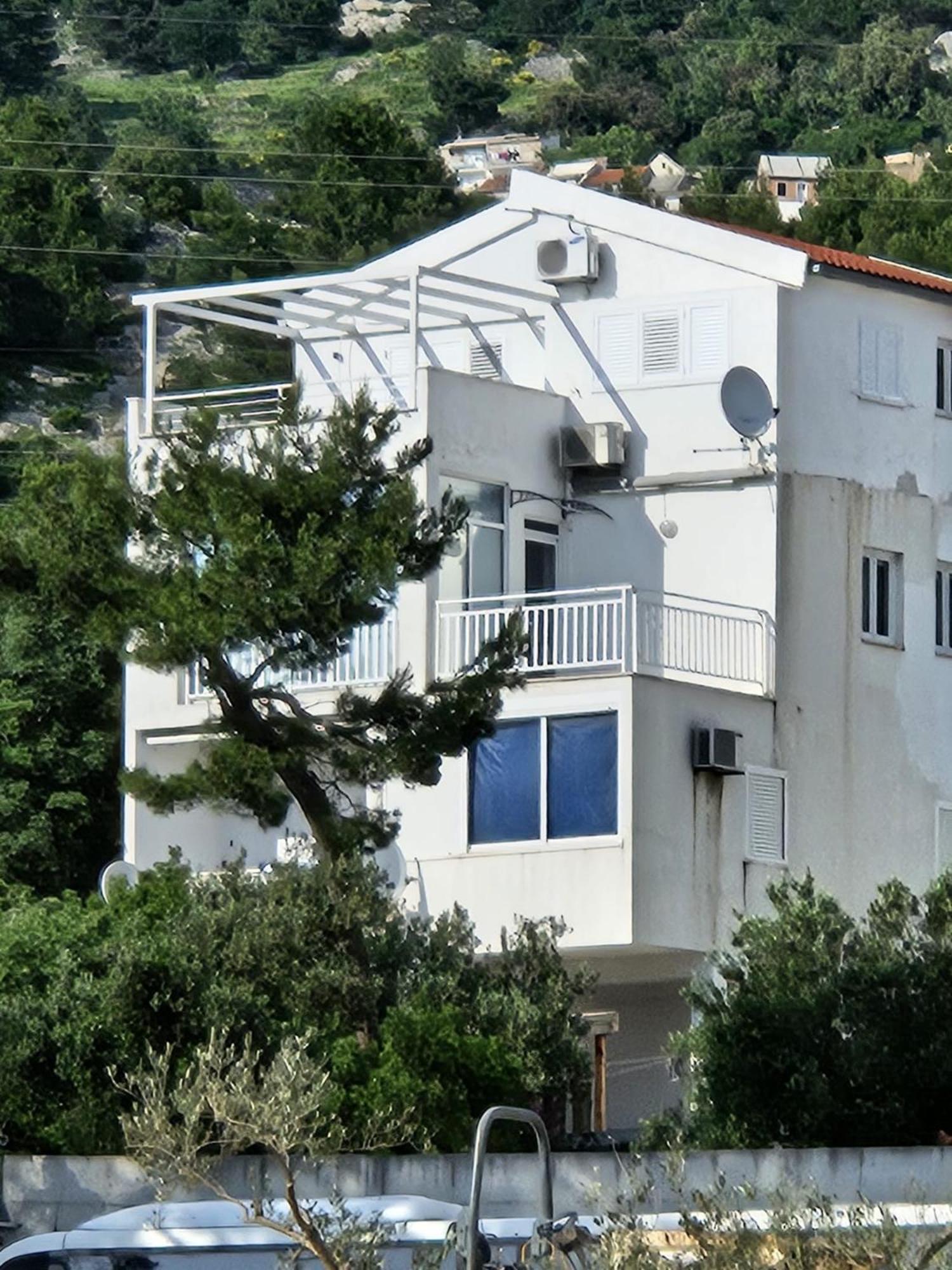 Apartment Eny Baška Voda المظهر الخارجي الصورة