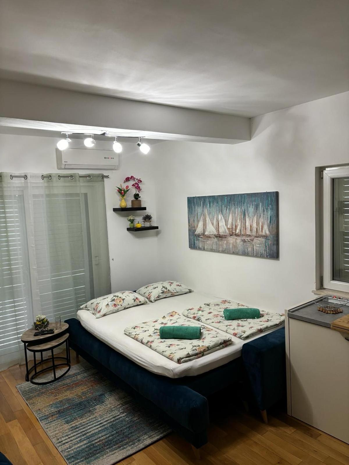 Apartment Eny Baška Voda المظهر الخارجي الصورة