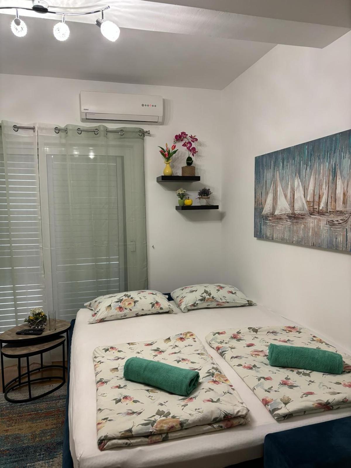 Apartment Eny Baška Voda الغرفة الصورة